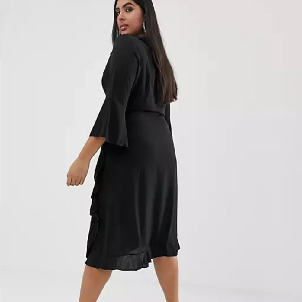 ASOS Perfection Little Black Dress Retired - Picture 4 of 5